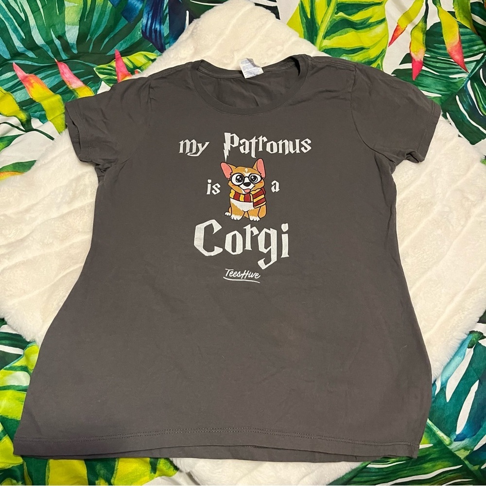 Guc Harry Potter Gryffindor “My Patronus Is A Corgi” Women’s Medium Graphic Tee